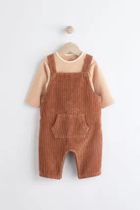 Marrón óxido - Cord 100% Cotton Baby Dungarees and Bodysuit Set (0mths-2yrs)