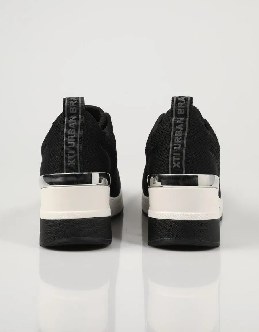  sneakers XTI 43798 en Black 77755