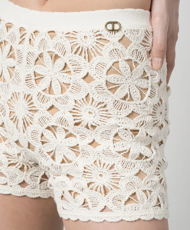 Twinset Beige lace shorts