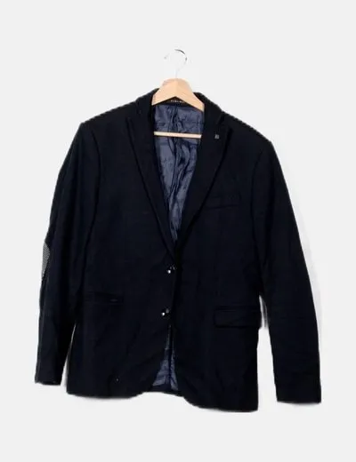 Zara Blazer azul marino detalle coderas